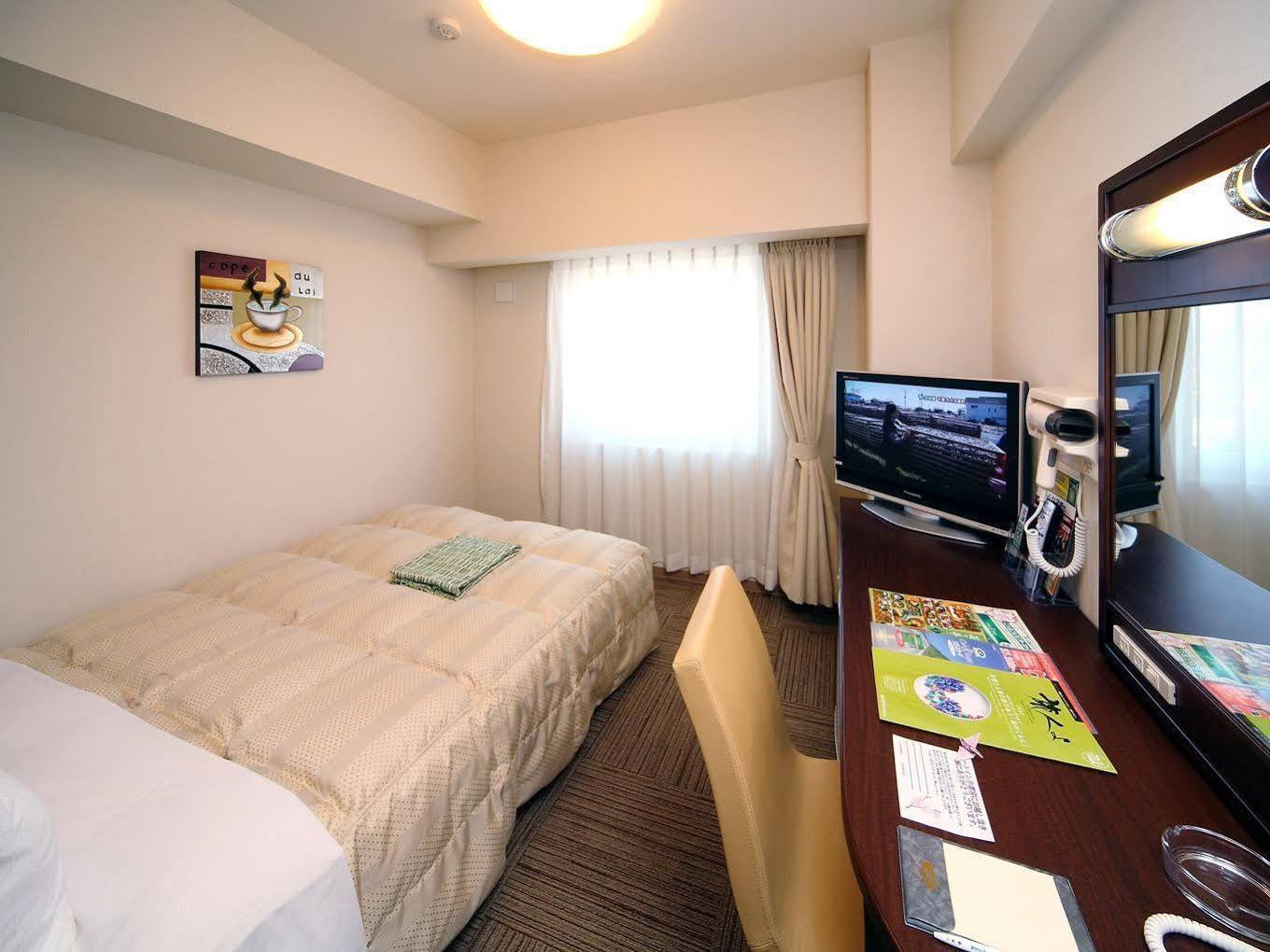 Hotel Route-Inn Utsunomiya Miyukicho -Kokudou4gou- Eksteriør billede
